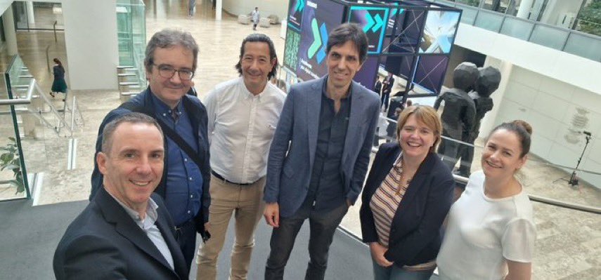 ralph_ohr's tweet photo. Today is the big day! 30 min to go…
#SIEx is getting prepared to Accelerate! 🚀
#SiemensAccelerate #SIExAccelerate https://t.co/uURx7Wxd2e