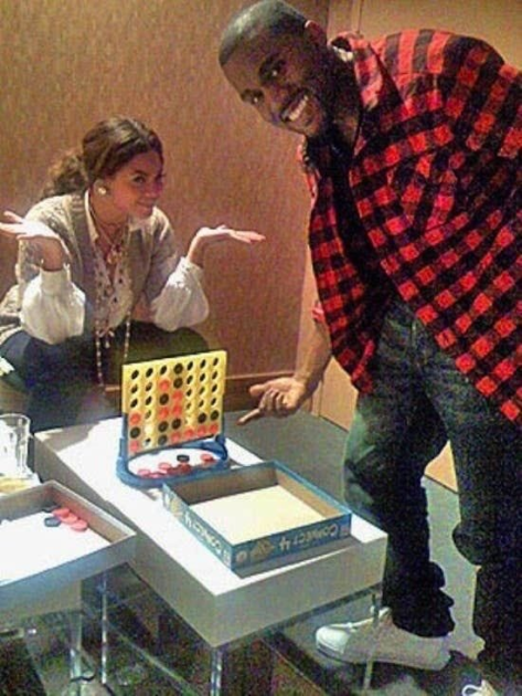 After nine consecutive losses, Kanye West defeats Beyoncé in Connect Four. (2008)