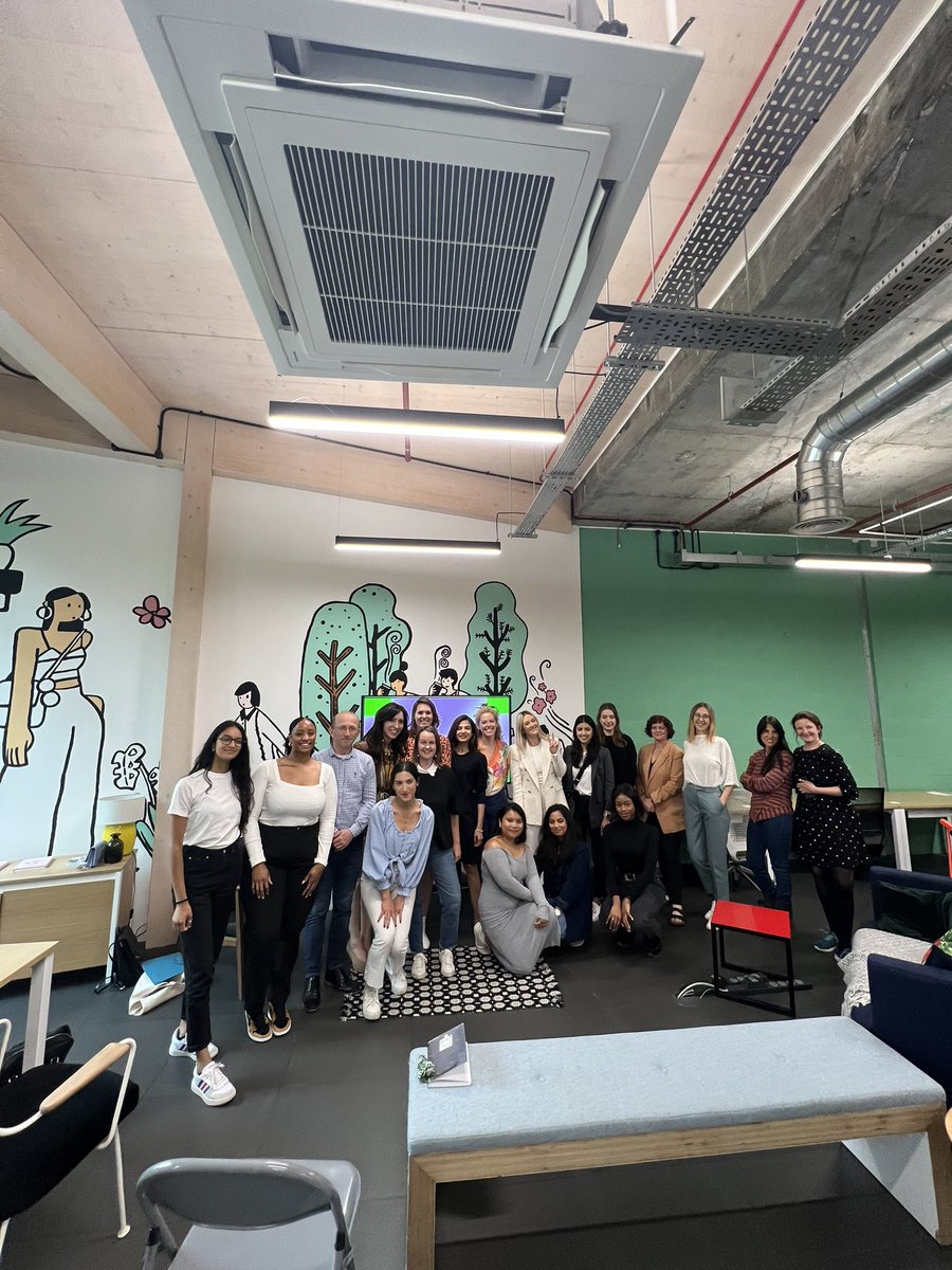 Had the BEST time chatting with this amazing bunch of women at <a href="/TheTrampery/">The Trampery 🏳️‍🌈🏳️‍⚧️</a> <a href="/RepublicLDN/">Republic</a> today! ❤️ forever grateful to have the chance to talk about the things I’m fiercely passionate about; women in business and money