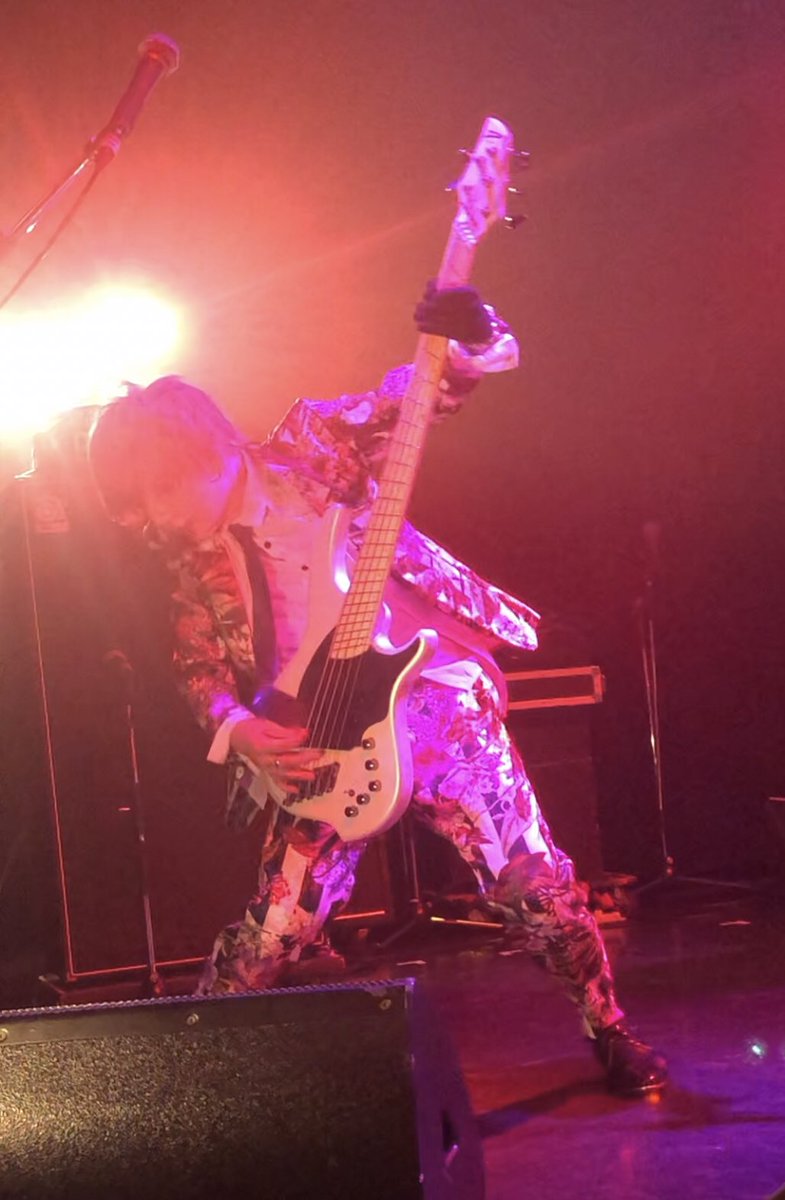 283__07's tweet photo. #SGGLIVE  #SPLENDIDGODGIRAFFE
2022-06-29 Spotify O-WEST

今日のTACCさん。 https://t.co/nMRkuqCImb