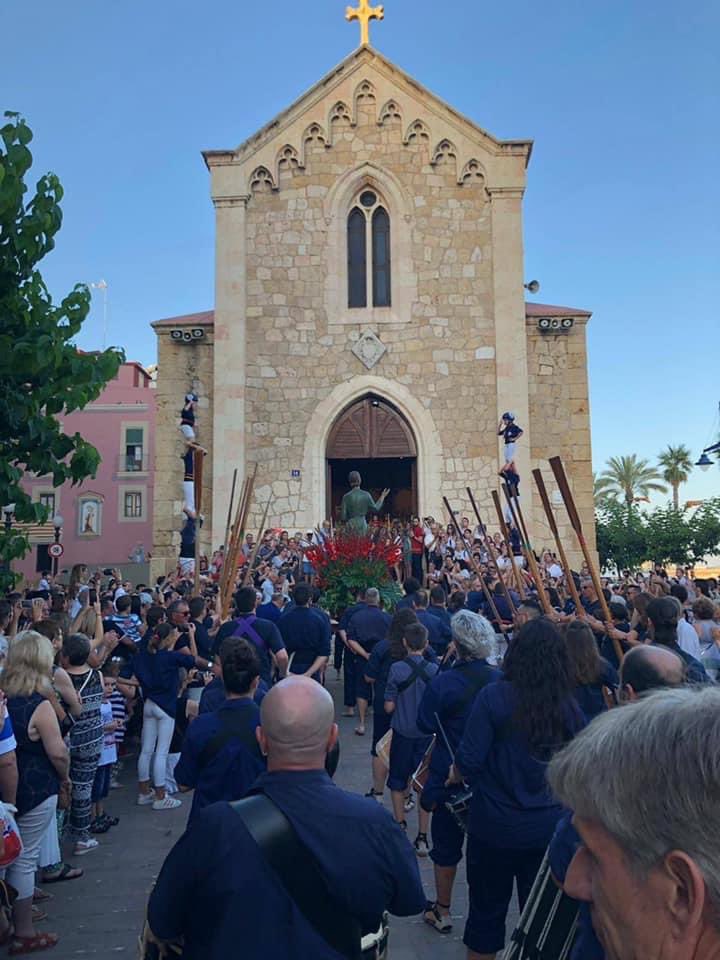 confrtarragona's tweet photo. Serrallencs, Serrallenques 
Visca Sant Pere ! Avui siii, tornen amb les nostres traïcions als carrers del Serrallo!!#serrallo #tarragona @AV_Serrallo @museuporttgna @PortTarragona @mrsanssans https://t.co/AmWFygdwxN