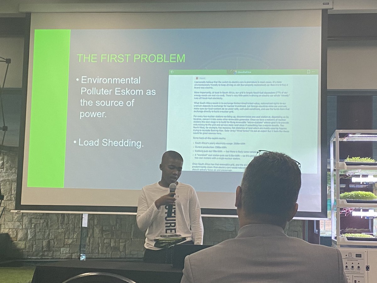 ONM_RSA's tweet photo. In session:
Top 6 enterprises pitching their innovative ideas.
To all pitchers: All the best
First pitcher: Manqoba- UltraPower
#GreenYouthIndaba2022 #gyi2022 #wmrsa https://t.co/5e7bkPHJTa