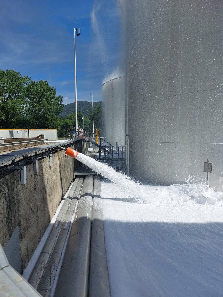 [#Actu] La <a href="/Cie_Chauffage/">Compagnie de Chauffage</a> a réalisé un exercice Sécurité &amp; Environnement sur son site de Villeneuve. 
Objectif : permettre aux équipes de l'entreprise de s’entraîner sur les conduites à tenir en cas de situations d’urgence. Plus d'infos sur👉bit.ly/3HZj4Jn