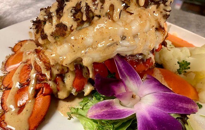 CaptainMas's tweet photo. Come join us🤗@CaptainMas 

 #sterlingvirginia #loco #loudouncounty #loudouncountyva #dmv #dmvfoodblogger #dmvfoodie
#dmvfood #leesburg #leesburgva #leesburgfoodie
#leesburgfood #dmvdesserts 
#familybusiness #dmvfamilybusiness #dmvsmallbusiness #nova #novafoodie #novafood https://t.co/19jwyhJtKP
