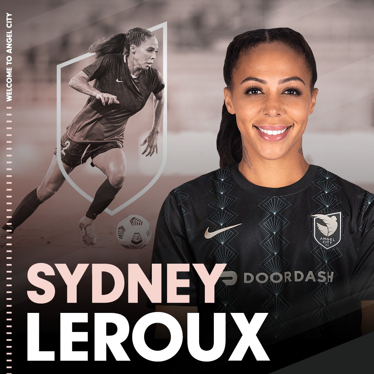 weareangelcity's tweet photo. Welcome back to L.A., Sydney! 🙌 

Let @sydneyleroux know how happy we are to have her, Cassius, and Roux as part of our #AngelCityFC family.

Sound off in the thread! ⬇️ https://t.co/qyDgiiZ79y