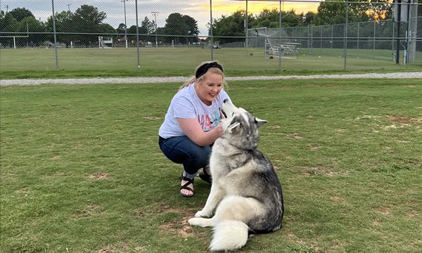 positivelydec's tweet photo. “It’s more than just a dog park. The park has been a massive part of my family’s life since moving to Decatur," said Madison Adams.

Learn more about Decatur's "pawsitively" fun dog park here! 🐾

📲: https://t.co/6dthDMSKDk

#DecaturAL #DecaturAlabama #PositivelyDecatur https://t.co/AvLiIyPP0f