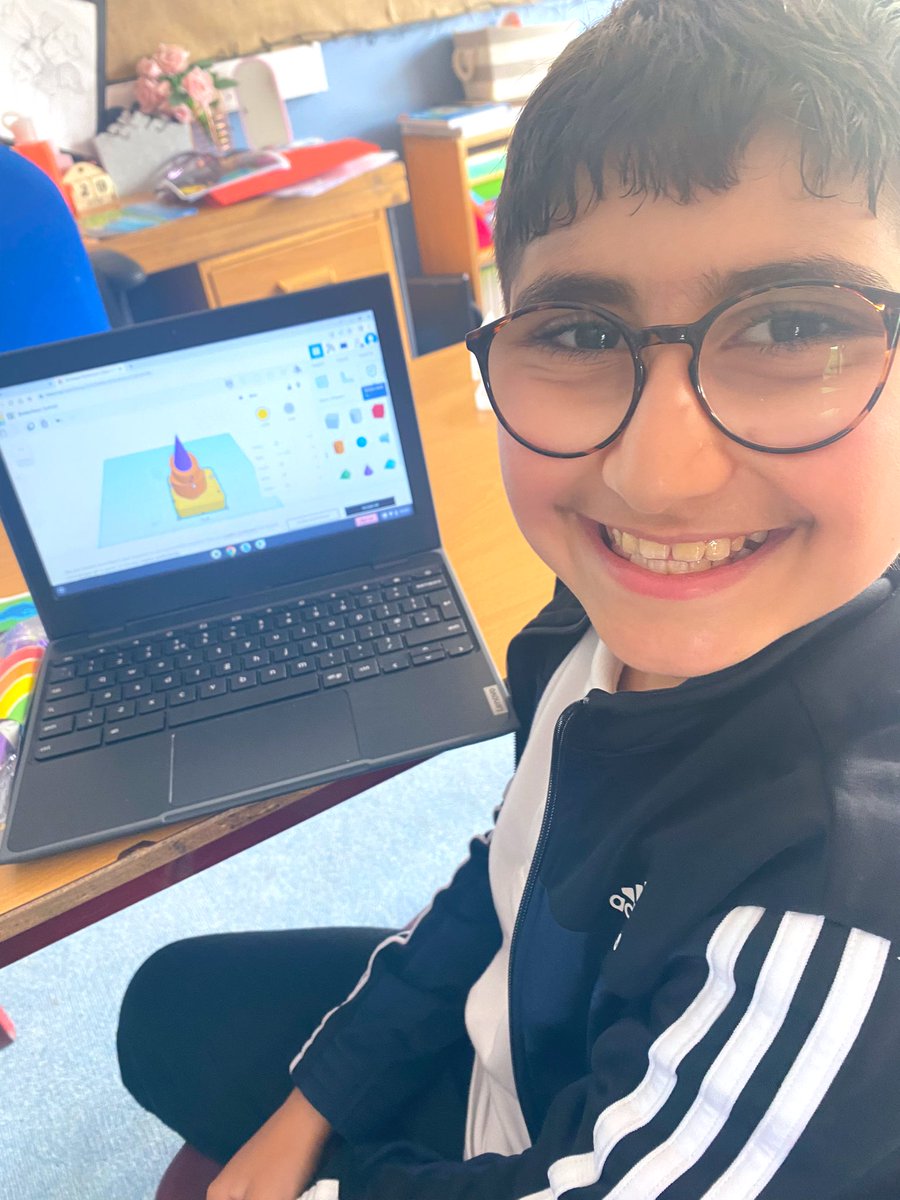 YsgolBrynCollen's tweet image. Year 4 STEM club are enjoying exploring how to use @tinkercad to create 3D images and designs 💻 

#STEM #designtechnology #rocketdesign #engineering