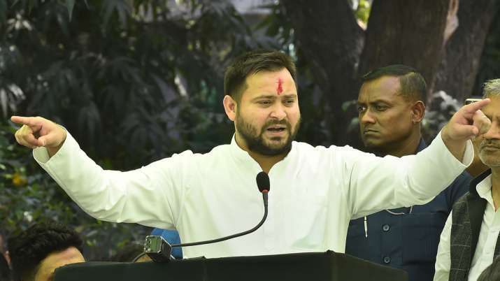 loversandy99's tweet photo. बिहार AIMIM के चार विधायकों ने @yadavtejashwi जी का नेतृत्व स्वीकार कर @RJDforIndia मे शामिल हुऐ । 

इसके लिए उन चारों विधायकों को तहे दिल से धन्यवाद। 💐💐💐 https://t.co/5H7KyhU3rT
