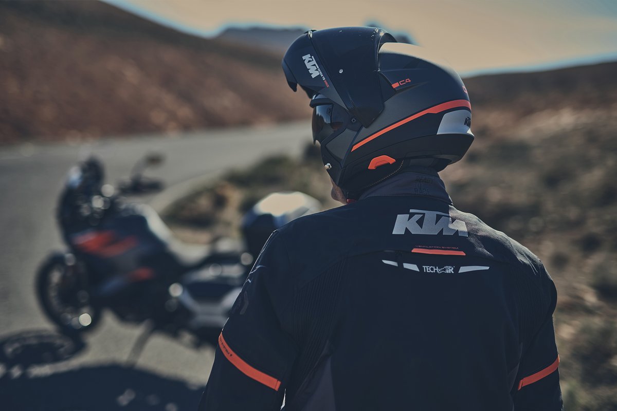KTM_UK's tweet photo. THE WORLD ADVENTURE WEEK 2022 starts next Monday.

Get prepared now - download the RISER app, fuel up your bike, and plan where you will go to complete each of the seven daily challenges.

Click https://t.co/2Xp2rs15N0 for details.

#KTM #ReadyTorace #TheWorldAdventureWeek https://t.co/zftScDchEM