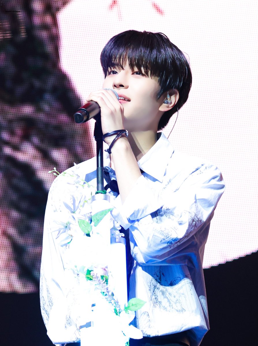 Mysea_seungmin's tweet photo. 220628 스트레이키즈 미국 콘서트 NEWARK 승민

#StrayKids #seungmin https://t.co/aPbPdVzthV