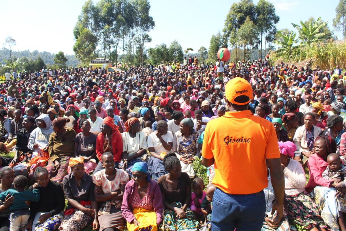 CGisairo's tweet photo. Combing Kemera ward today. The message is resonating well with the people. Kitutu Masaba will be rescued from enemies of development. Asanteni sana. @TheODMparty https://t.co/2j10KXENe5