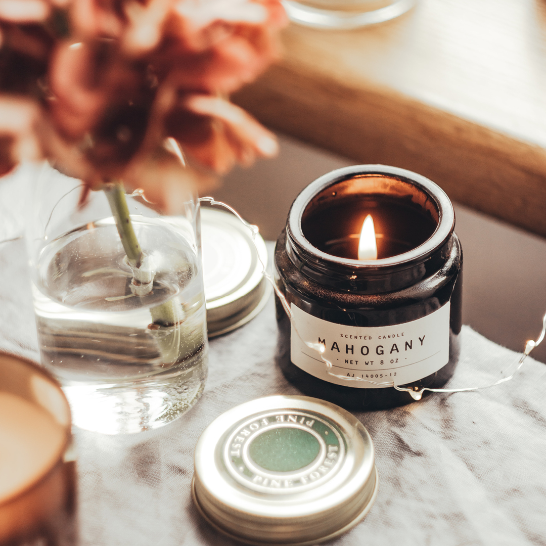 lifehousespa's tweet image. Shhh, we have a secret tip from the #SpaExperts! 🤫 Before you leave for your Lifehouse #SpaBreak, take the following steps to ensure a relaxing return home:

* Buy your fave coffee
* Put on fresh bed sheets
* Set out bath salts
* Write a &quot;welcome home&quot; note