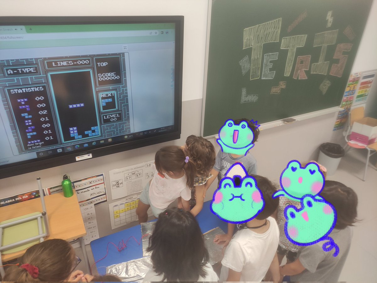 About last week... #MakeyMakey #Tetris #SemanaCultural #SemanaOchentera  #CpiSoledadPuertolas