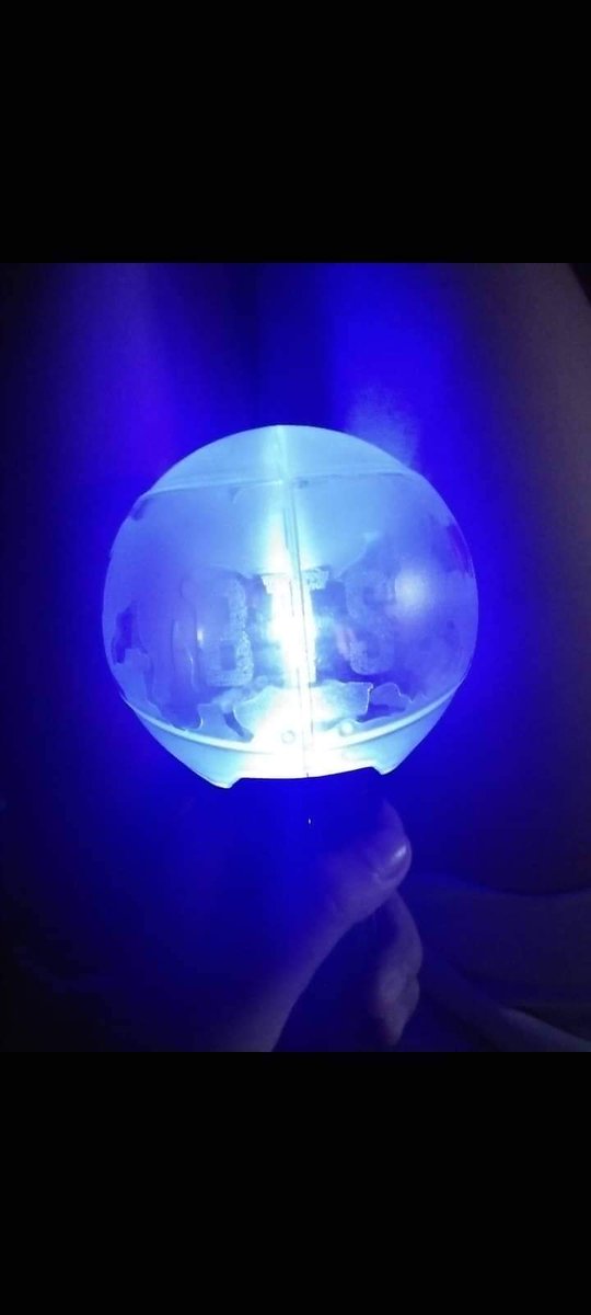 woojifan's tweet photo. wts lfb ph || want to sell
pls help rt tysm 💓

      bts armybomb 

— unsealed, mint condi for 1800 php
— MOP: gcash, shoppee cod avail (add. 50 php)
— MOD: lalamove  
— price negotiable

🏷 wtb lfs ph bts lightstick https://t.co/CQhTTtUh3x