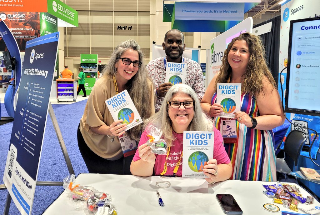 KatieJMcNamara's tweet image. So much awesome in one space!!! Abfab @mbfxc book signing at @spaces_edu Connections to empower and #UseTechForGood @mjmcalliwrites @dene_gainey