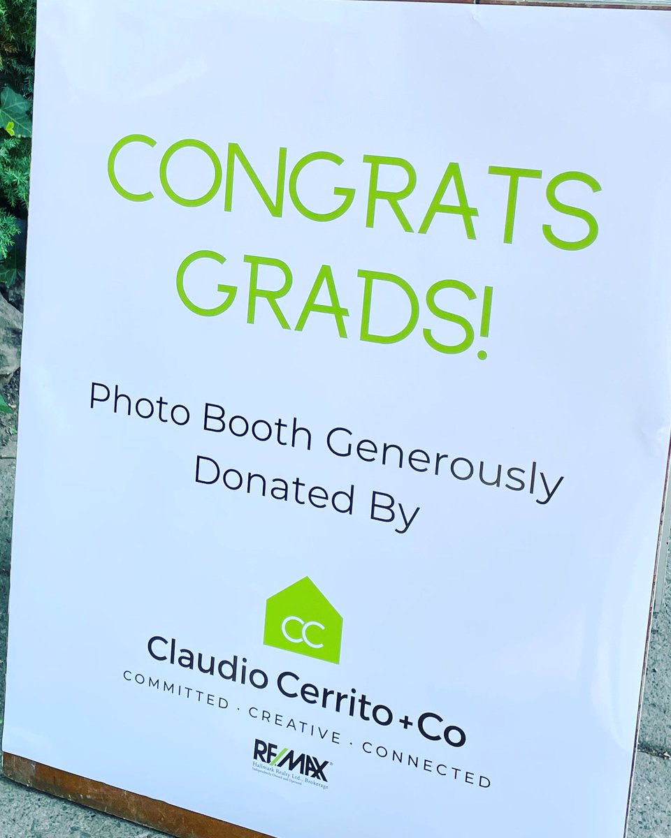 Proud to support local schools. 

Congratulations to the 
Earl Grey Senior Public School graduating class of 2022! Best wishes for your next adventure! 
Wishing all of the Students &amp; Teachers a wonderful Summer! 

#graduation #graduation2022 
#earlgreyseniorpublicschool