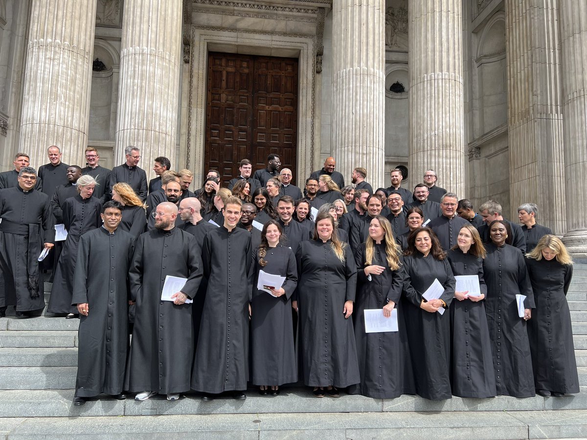bishopSarahM's tweet photo. God is good. 54 to be ordained deacon @dioceseoflondon @churchofengland please pray for them https://t.co/RiWwneyhT7