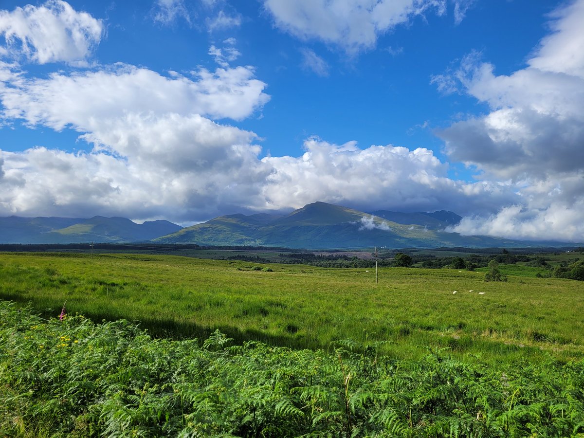 Jamie_LEJOG's tweet image. Day 81: Spean Bridge to Invergarry, 20 miles. A long day, but mostly nice weather and easy walking kept it manageable. A large part of the day was spent walking around the creatively named Loch Lochy.