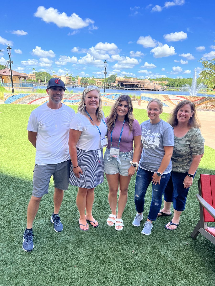 Caryn Gross (@caryn_gross) on Twitter photo <a href="/MillerRdgTweets/">Miller Ridge Elementary School</a> and <a href="/Central_MCSD/">Central Academy</a> teams at #MSC2022. #MiddieRising. Wonderful learning opportunity with great colleagues. <a href="/MillerRdgTweets/">Miller Ridge Elementary School</a> and <a href="/Central_MCSD/">Central Academy</a> teams at #MSC2022. #MiddieRising. Wonderful learning opportunity with great colleagues.