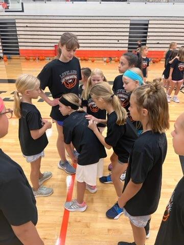 CoachDParker's tweet image. The tradition continues with SINGING DAY at Camp!! Gotta love those smiles! #OurWay