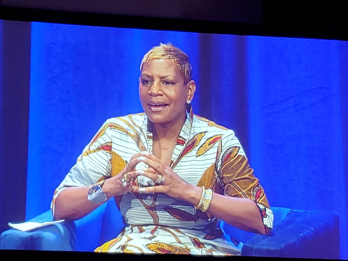 "No one decision ordains your life." - Lisa Osborne Ross #iabc22