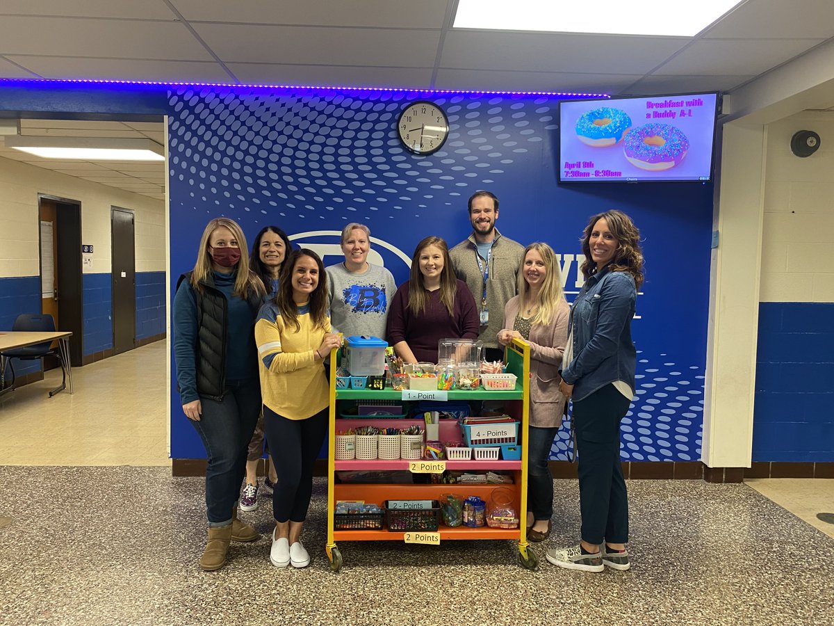 OhioSST8's tweet photo. Congratulations to Crestview Elementary School for earning the 2021-22 Ohio PBIS Silver Award! @BrunswickCSD @OHPBIS https://t.co/Sac0yt5MVv