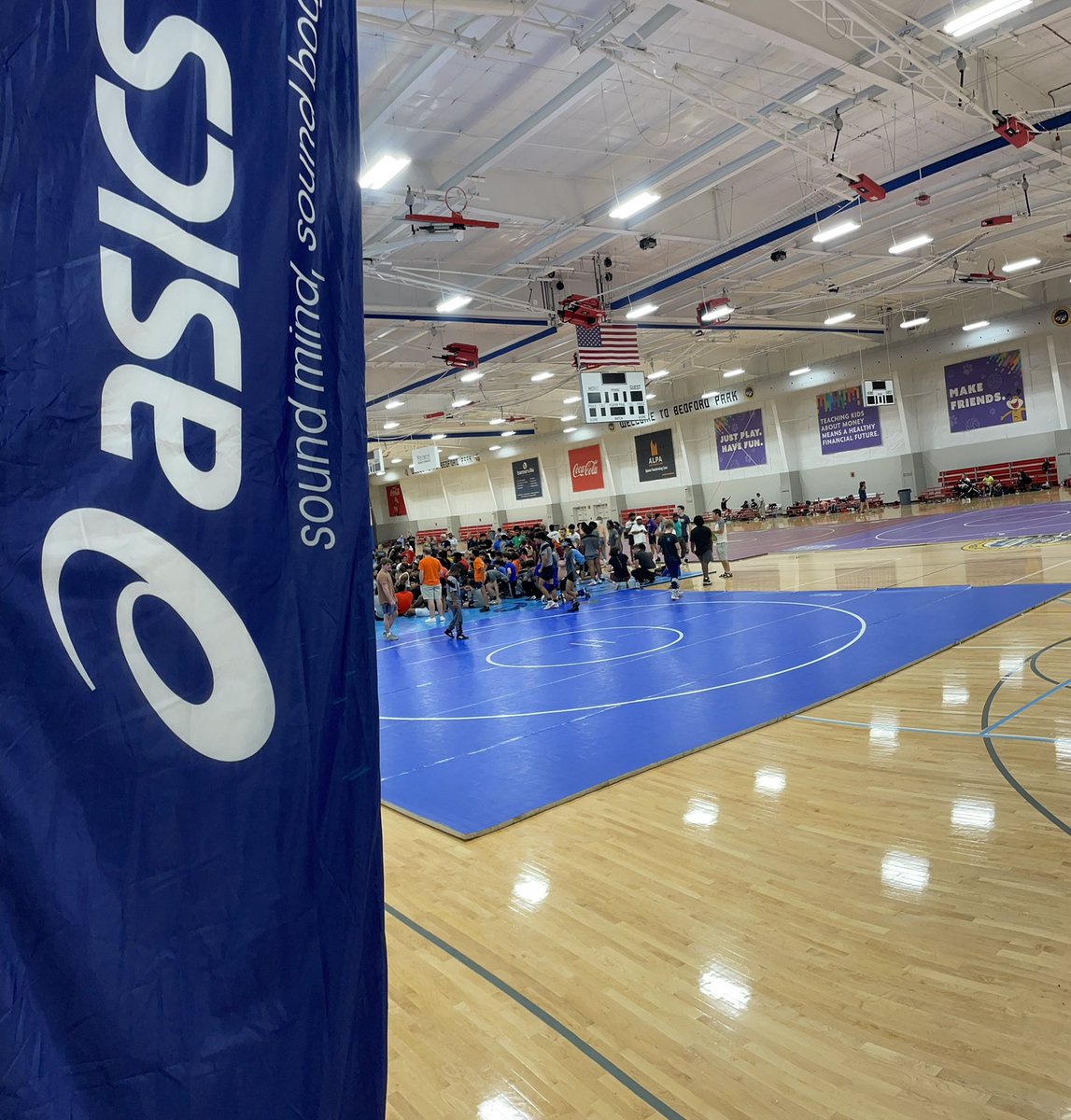 ASICS Wrestling tweet media