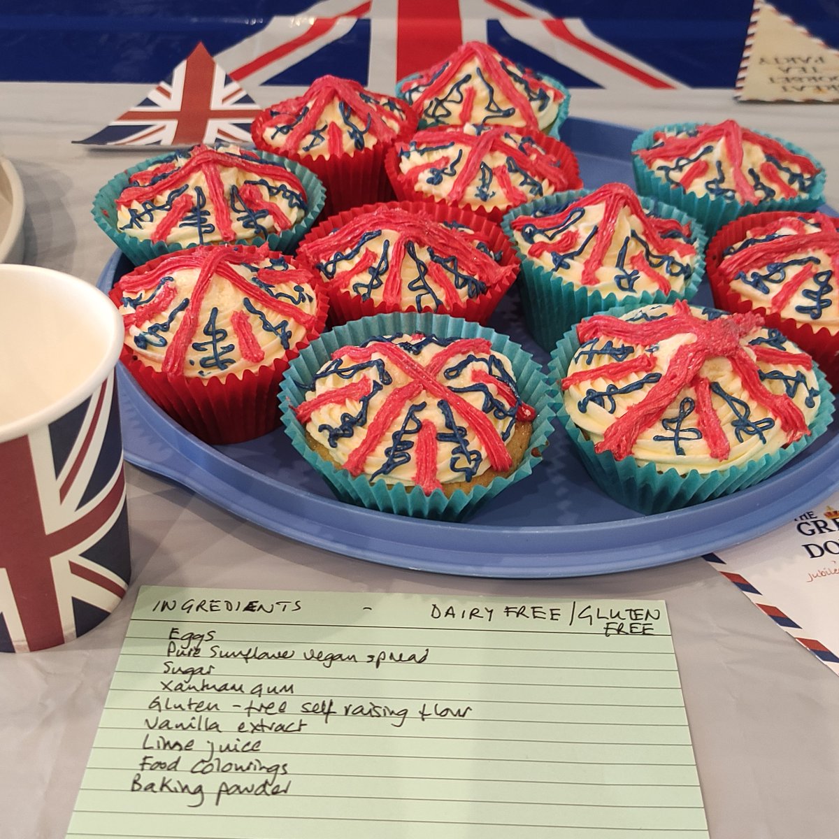 discoverepm's tweet photo. Let's bake the world a better place! 🧁

We had a great afternoon supporting @LMHospiceCare with our very own bake-off and cake sale.

You can find out more or donate to help us reach our fundraising goal here: https://t.co/HupqbFoKdx https://t.co/YwzugLY0Pv