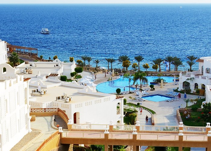HindH24's tweet photo. @earth_locations Egypt https://t.co/4raE8x2jc4