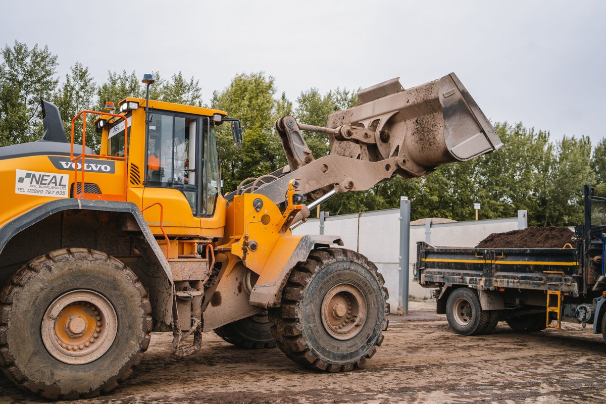 Happy Hump Day! 🐪

We're still stocked up, so get ready for your summer projects with quality products delivered or collection available! 😀

📞Call us on 02920 797835 for more details 
or.. pop down to our retail bay!
📍 Newton Road, Rumney, CF3 2EJ