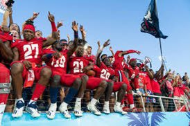 SedrickClarke's tweet photo. #AGTG !!!Blessed to receive my first division 1 offer from Florida Atlantic University❤️💙 @DLineKP @CoachTaggart @EricKresser @TBSAthletics1 https://t.co/zaXTKWN9kS