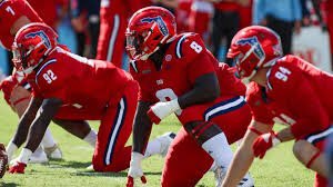SedrickClarke's tweet photo. #AGTG !!!Blessed to receive my first division 1 offer from Florida Atlantic University❤️💙 @DLineKP @CoachTaggart @EricKresser @TBSAthletics1 https://t.co/zaXTKWN9kS