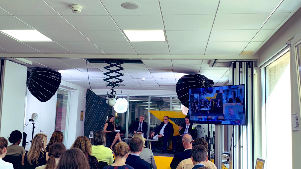 As 🇫🇷 is about to pass the 🇪🇺 torch to 🇨🇿, <a href="/mathieuweill/">Mathieu Weill</a> and <a href="/PetrOcko/">Petr Očko</a> discuss digital achievements &amp; priorities with <a href="/EU_Commission/">European Commission</a>‘s Anthony #Whelan &amp; <a href="/deutschetelekom/">Deutsche Telekom</a>‘s Wolfgang #Kopf. @EURACTIV <a href="/DT_Brussels/">Deutsche Telekom EU Policy</a> #EUpresidency