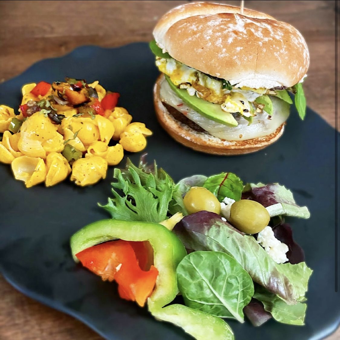 Enhance your #FourthofJuly  #BBQ this weekend with Muscle Mac as a side! 

#MuscleMac has a great balance of #protein, #carbs and #delicious flavor everyone will enjoy 🎉