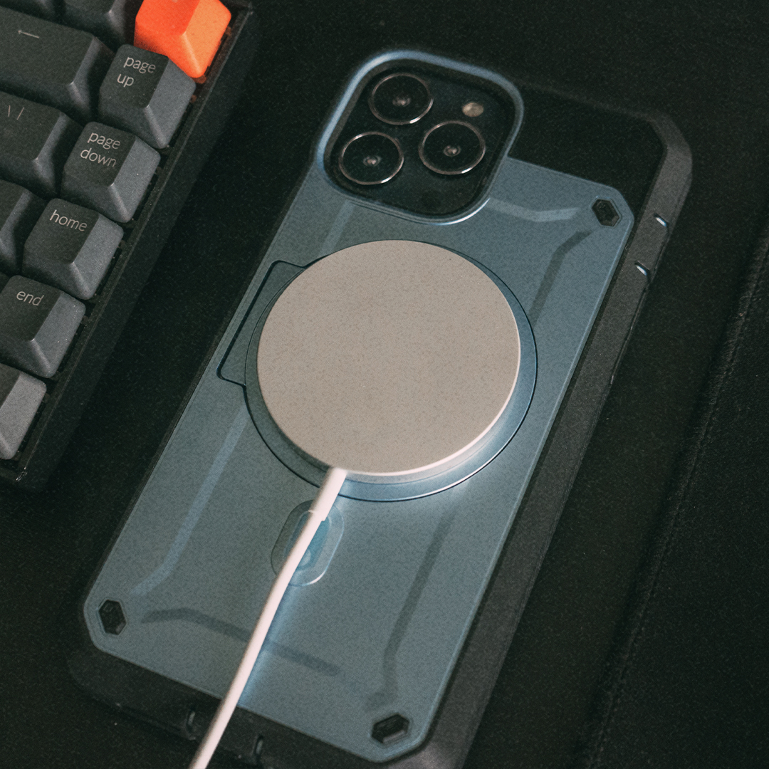 supcase_atl's tweet image. When you want #MagSafe but still need extreme protection 💪 #UBProMag