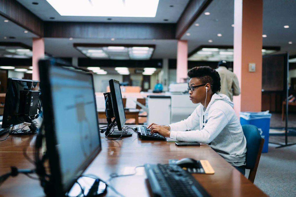 Launching this fall, <a href="/ohiodominican/">Ohio Dominican University</a>'s new Data Science major will prepare students to understand how they can best leverage data to serve their future employers, while also serving as ethical stewards of the data in their possession. Read more at buff.ly/36nU1B8
#MotW