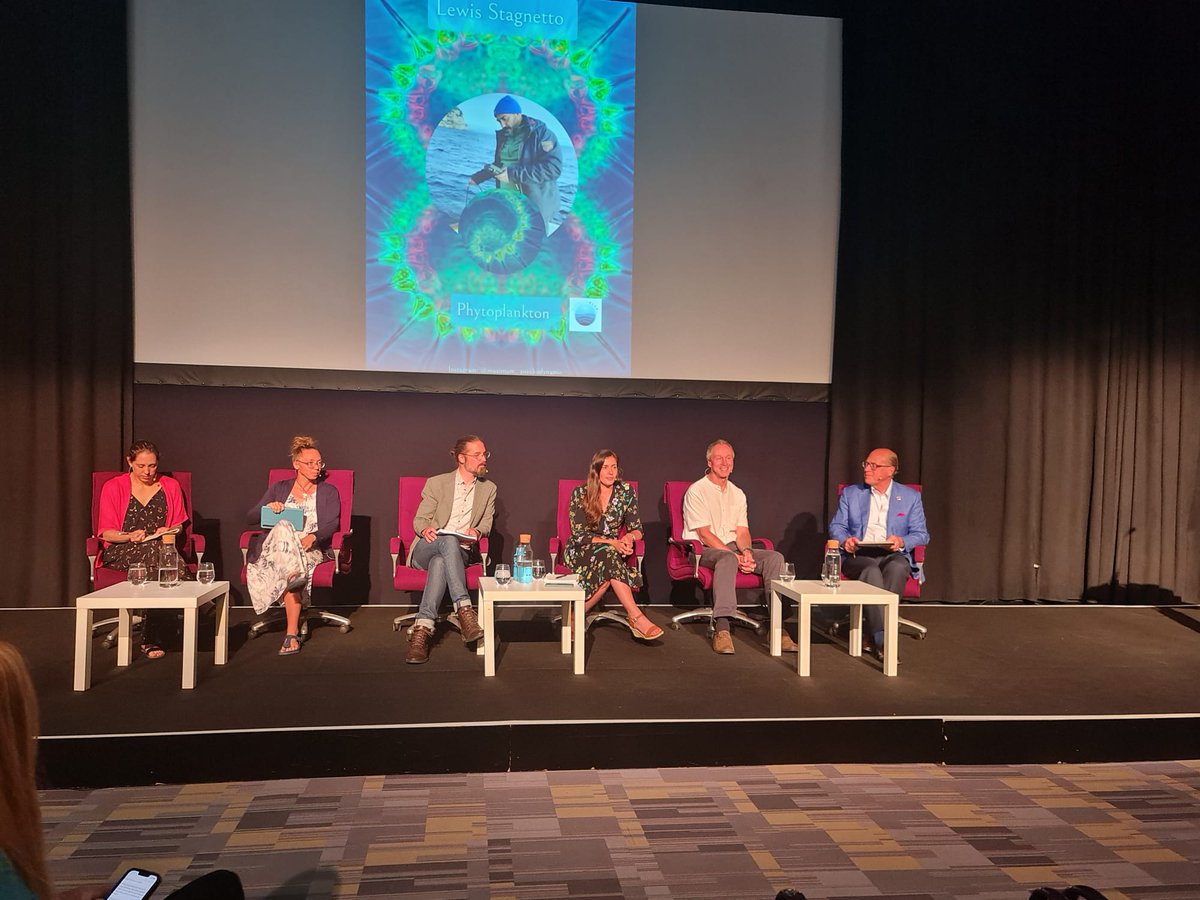 It was fantastic to share the stage with this wonderful panel today at the #UNOceanConference2022 

I joined the brilliant Mark Huxham @Mark_A_Beeston @JenFarmer1 @leahslife and @VermilyeJohn to discuss gaps and solutions in Blue Carbon projects 🌿💙

#UNOC2022