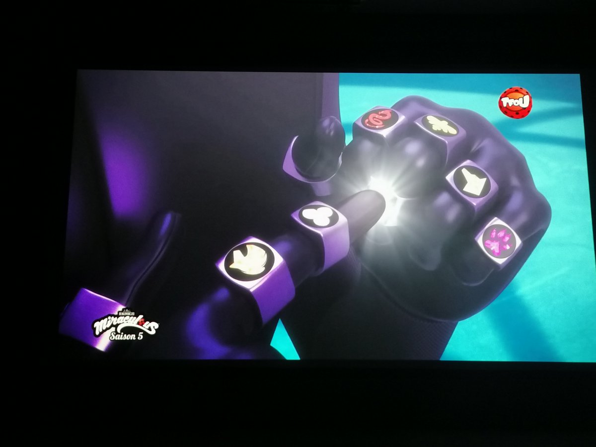gui_reporter's tweet photo. (2/3) Suite des images de #Miraculous montrées ce matin pendant la conférence de presse de Tfou ✨ #MiraculousSeason5 #MiraculousLadybug https://t.co/tu4FRdTwXq