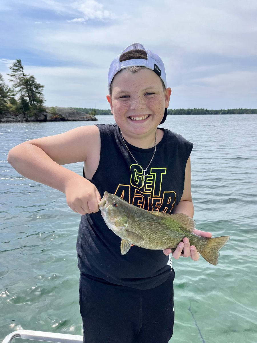 BruceWayne651's tweet photo. Finally some successful casts this mornin! #FishOn #AlexBay @mishmeyer πΊπΈπ€πΌ https://t.co/ZasV8b6GR4