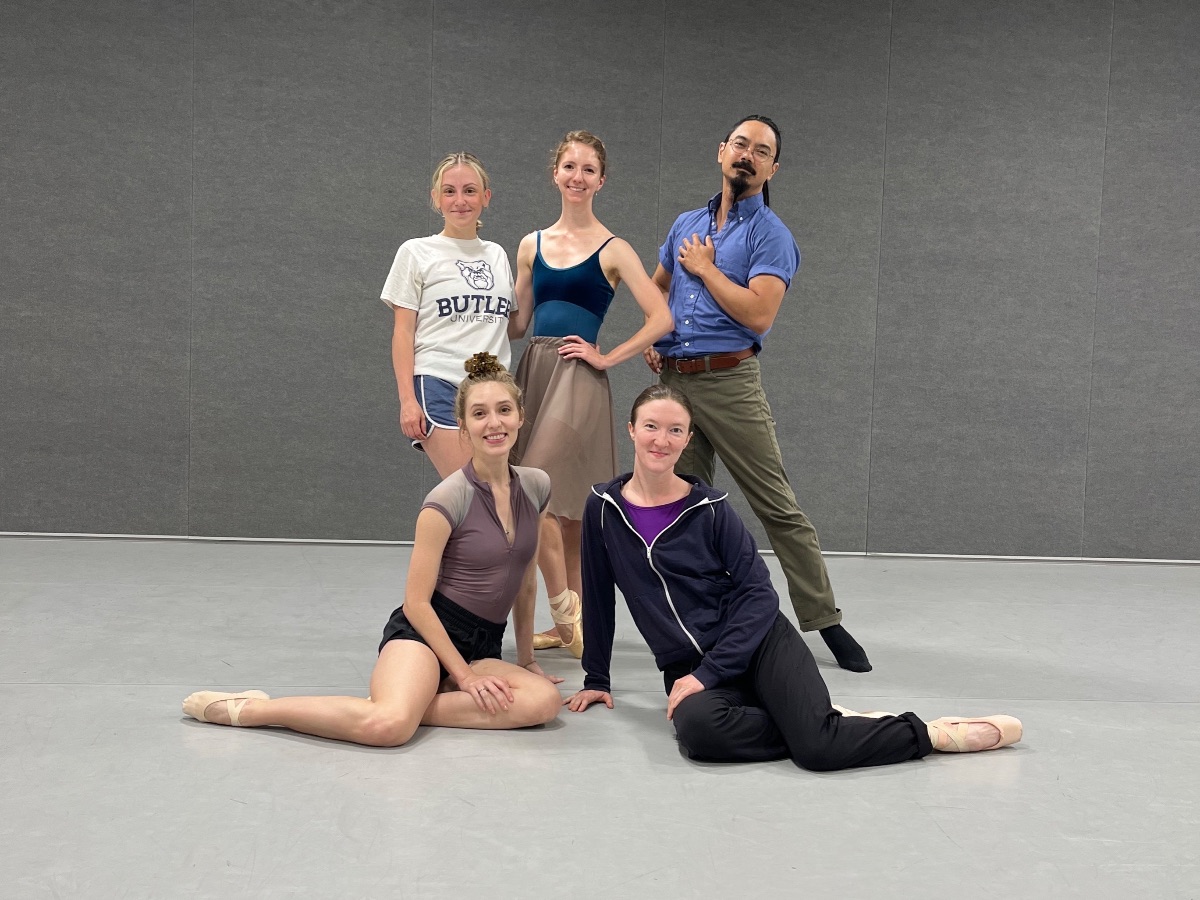 instaballet's tweet photo. FREE #instaballet event this Friday! - https://t.co/y5aCPspkCl

Featured dancers will be Nina Nicotera, Sarah Kosterman, Hayley Tavonatti, and Sara Stockwell. Antonio Anacan will facilitate! 

#instaballet #createtogether https://t.co/q0d7beLkgG