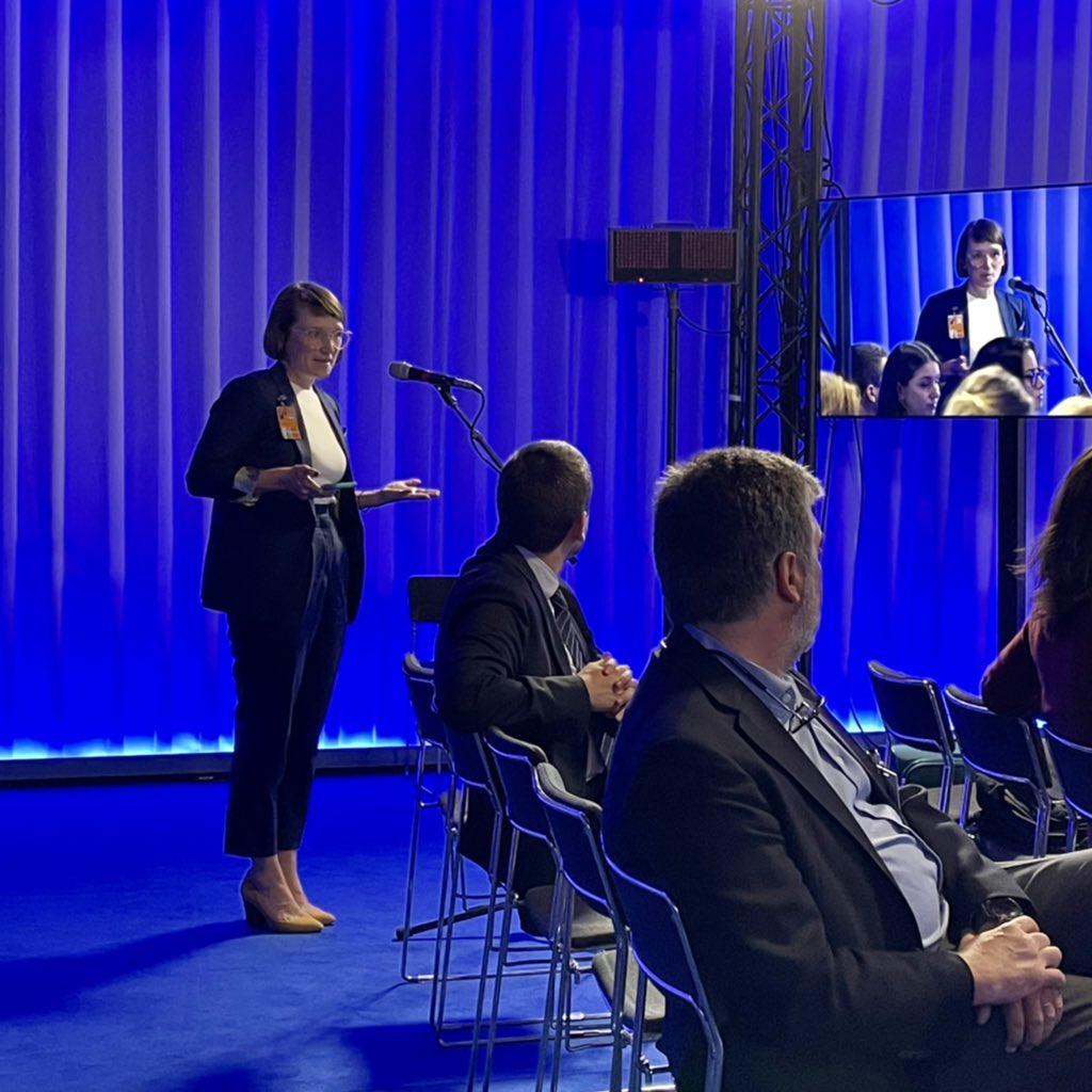 Questions at #NATOSummit about how USA can in future lead on women, gender &amp; security issues globally and w in NATO by

<a href="/SierraQuitiquit/">Sierra Quitiquit</a> to <a href="/ThomTillis/">Thom Tillis</a> in light of #RoeVsWade 

<a href="/CoriFleser/">Cori Lynne Fleser</a> from <a href="/SenatorShaheen/">Sen. Jeanne Shaheen</a> for confirmation that US will continue to focus on the agenda.