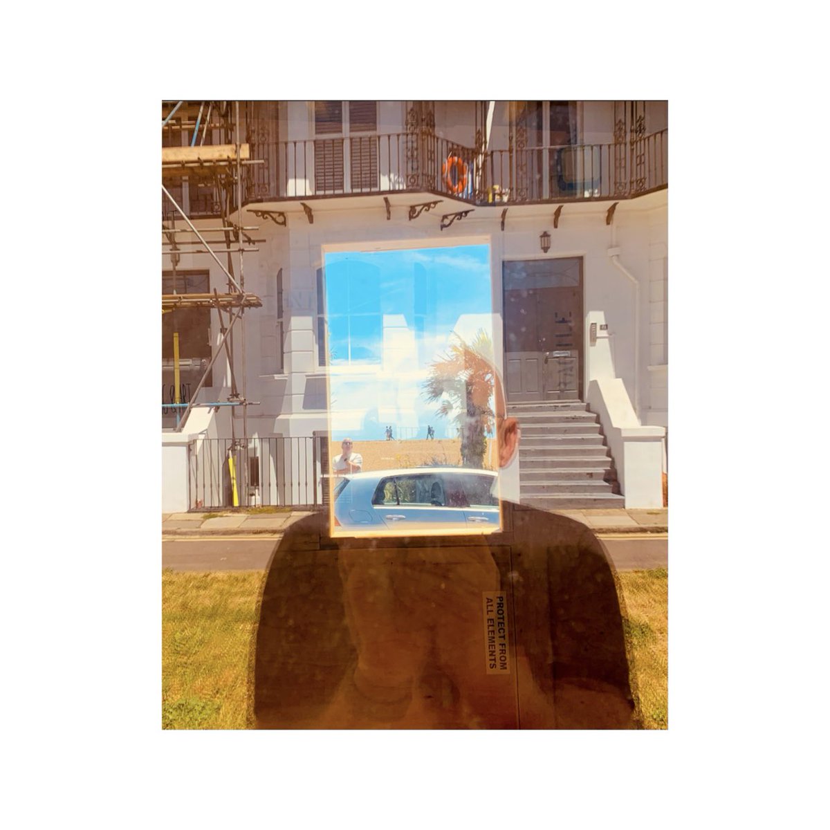 Snaps36920528's tweet photo. โI see #loveโ
.
.
.
.
.
.
#reflections #windowreflection #selfie #selfimage #photography #photooftheday #colourphotography #abstractart #abstract #streetreflections https://t.co/36etsd40NU