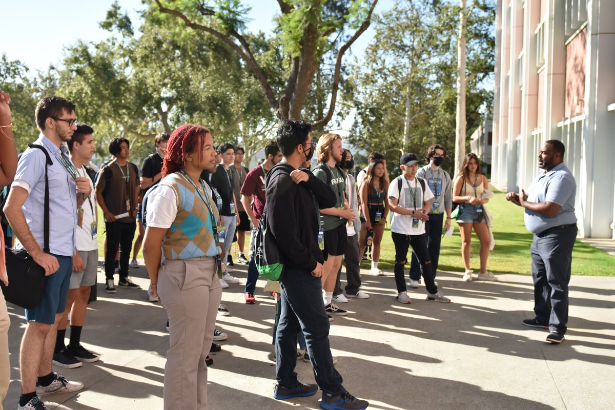 cpp_science's tweet image. Associate Dean Michael Page welcomes Freshman at orientation today. He offered three tips. 1. Make new friends. 2. Get good grades. 3. Get involved in research.
Class of 2026 - Go Broncos!
#classof2026 #GoBroncos #cpp_science