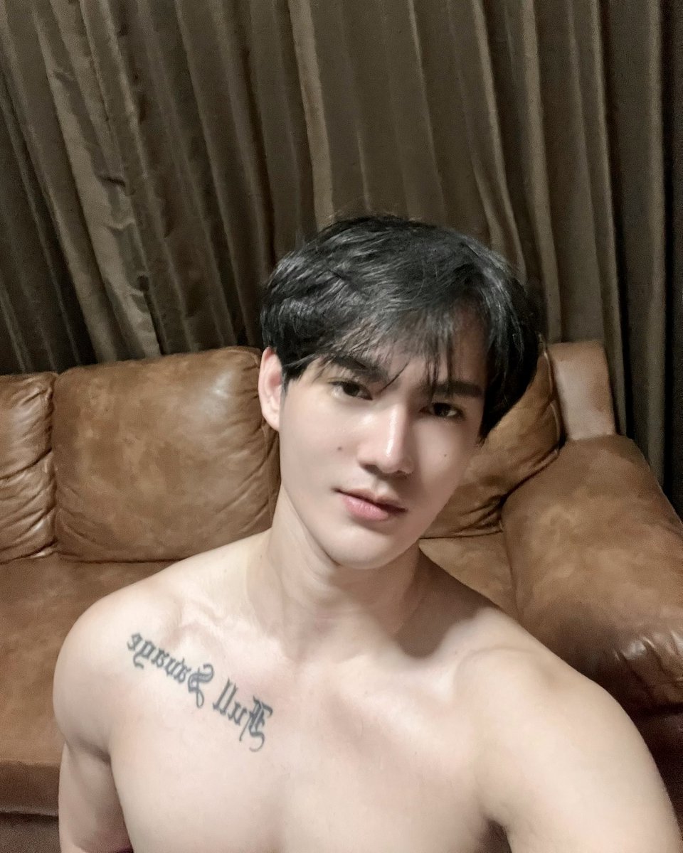 pavelphoom's tweet photo. Coffee Mai Krub? 😳 https://t.co/XqyJMXAWKu
