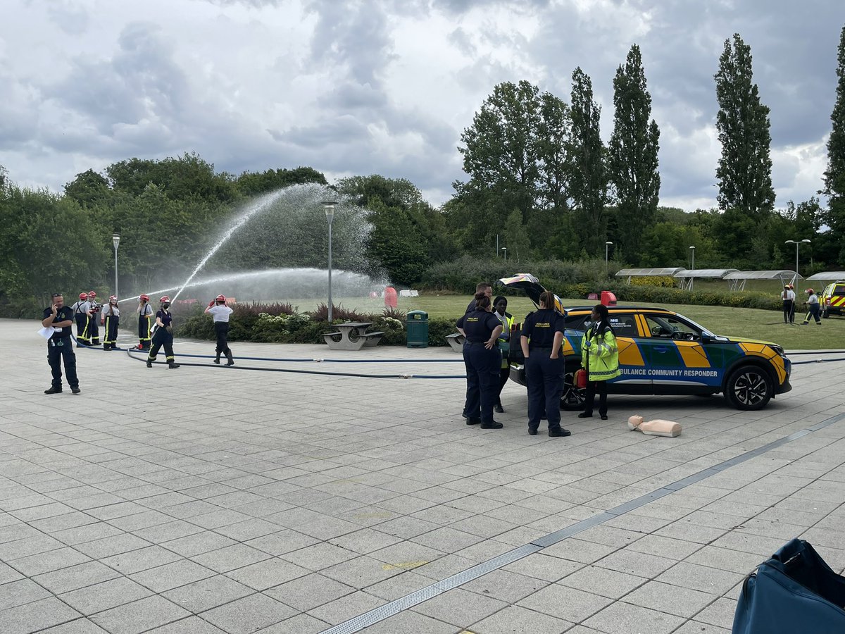 KingswoodAcad's tweet photo. Our @ESCadets with the Ambulance First Aid Responders practicing for their Passing Parade.
#KnowledgeSuccessAchieve #beinspired #RISEupKSA #WeAreGAT https://t.co/aRzMwEBNsn