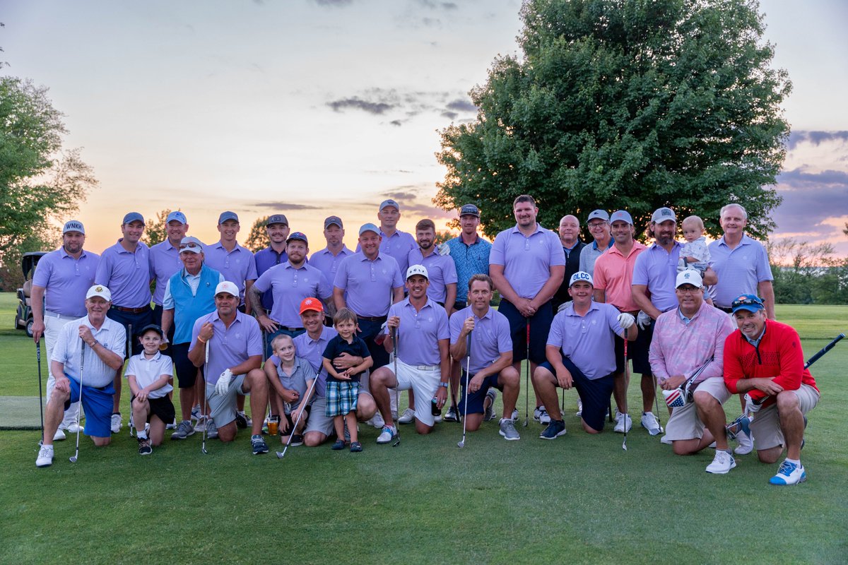 Our friends at @wanakahcountryclub came together to raise funds for @roswellpark's tiniest patients through the @courageofcarly Fund. 💛 

A team of 16 golfed #100Holes in the blazing ☀️ to make a difference in the lives of those who face #ChildhoodCancer and #BloodDisorders. 🎗