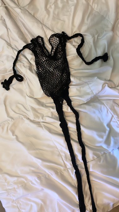 Fishnet outfits are hilarious. Hold on let me out on something sexy.  The sexy outfit in question: https://t