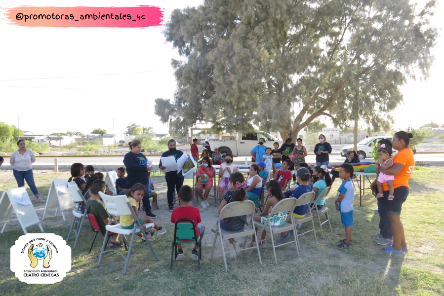 promotoras4c's tweet photo. Compartimos un poco de lo que se vivió en la Feria Ambiental en la plaza Las Magdalenas. Agradecemos mucho a los niños y mamás que participaron
¡Los esperamos en la próxima feria!
#cca4c #pa4c #ConservarParaVivir #apffc #CONANP #cuatrocienegas #EducaciónAmbiental #FeriaAmbiental https://t.co/G0MB9H2WsR