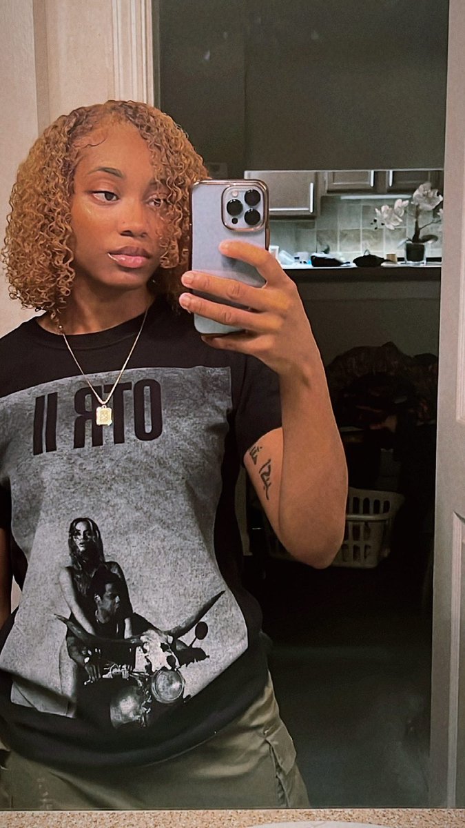 Eliontae's tweet photo. 🍯🤎 https://t.co/pN0CfRWVFF