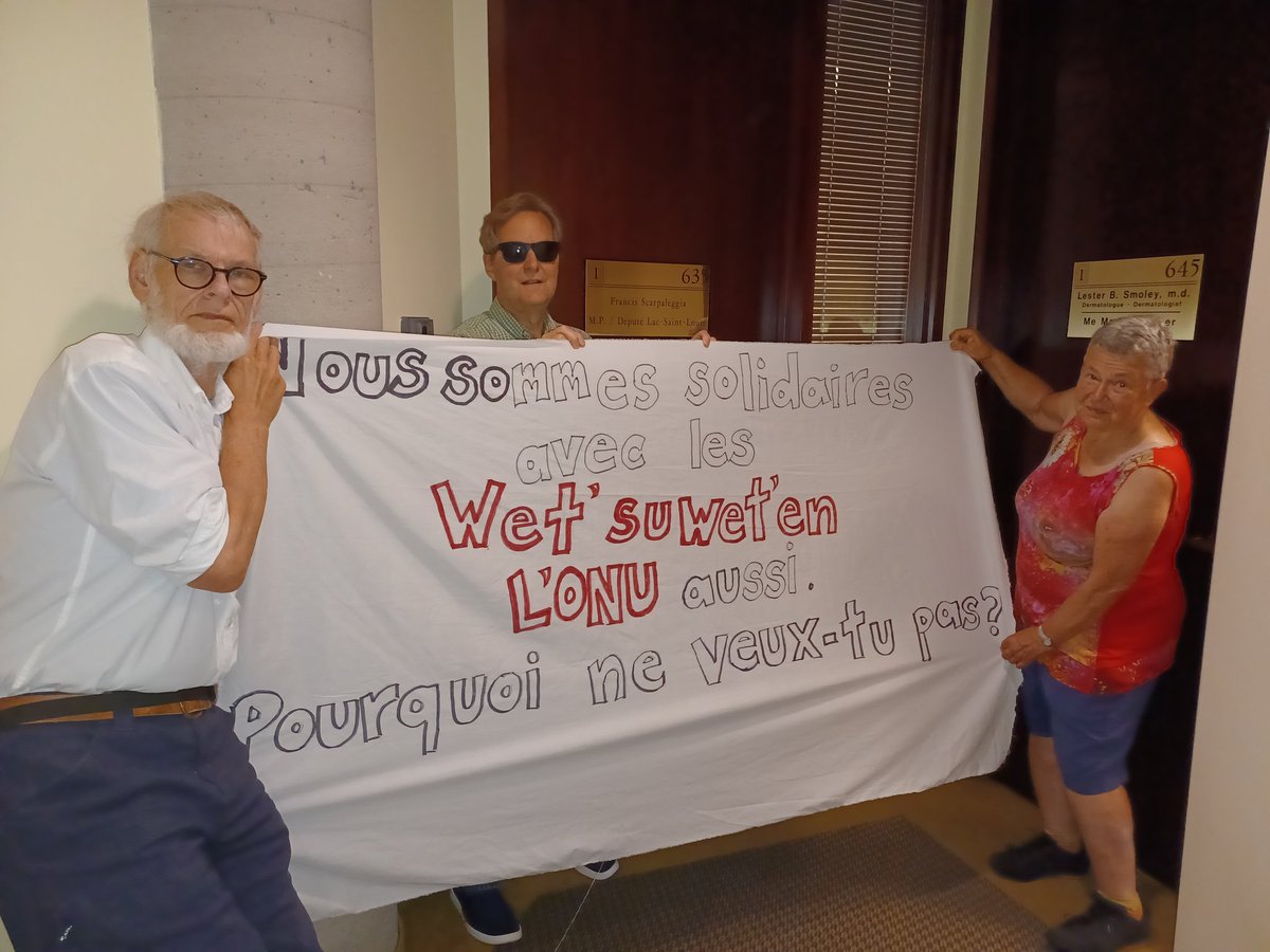 Outside Francis Scarpaleggia's office to encourage him to step up! 
#KillTheDrill #WetsuwetenStrong #AllOutForWedzinKwa